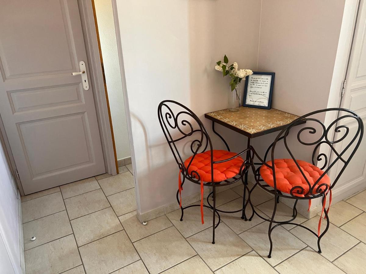 Apartament Mas De L'Estiou Monteux Zewnętrze zdjęcie