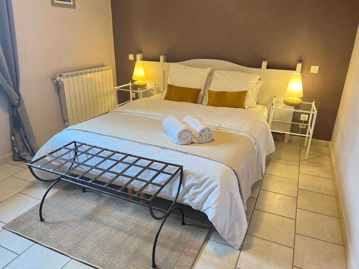 Apartament Mas De L'Estiou Monteux Zewnętrze zdjęcie