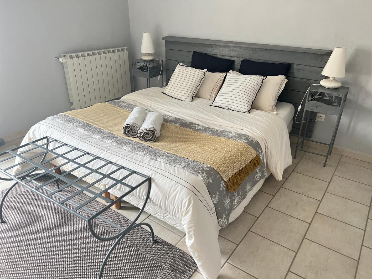 Apartament Mas De L'Estiou Monteux Zewnętrze zdjęcie