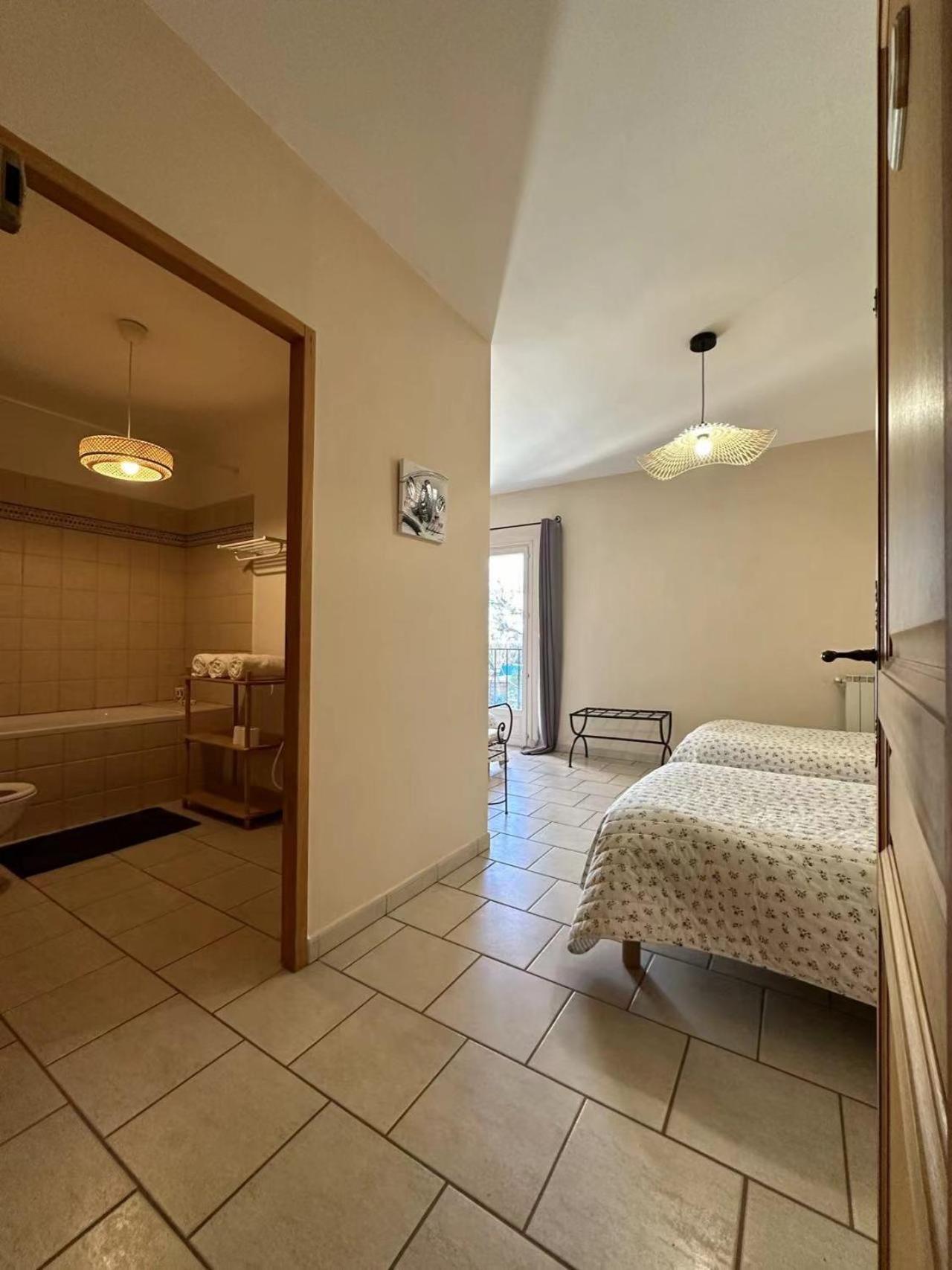 Apartament Mas De L'Estiou Monteux Zewnętrze zdjęcie